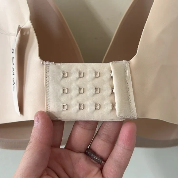 SOMA Intimate Vanishing 360 Wireless Bra Pale Sand Size 40C NWT - Picture 6 of 9